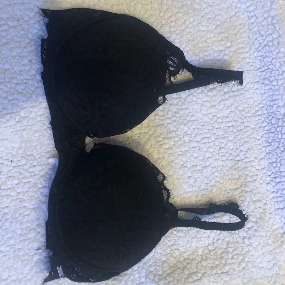 ⭐️2 for $15⭐️ vs pink date push up bra 34d